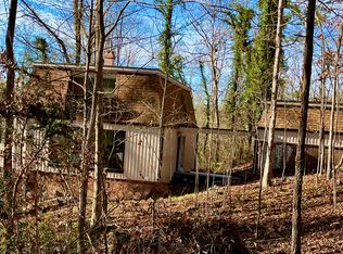 111 Mason Ln, Oak Ridge, TN 37830