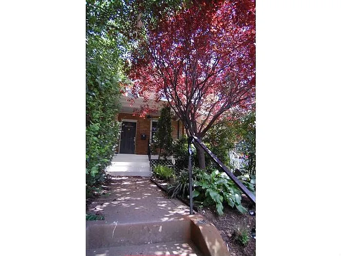 1537 N Carolina Ave NE photo 1