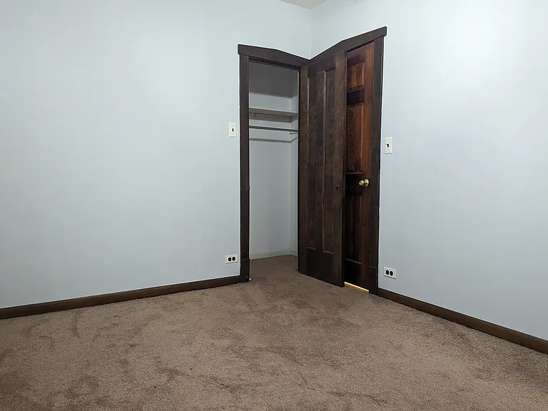 5650 N Spaulding Ave #2 — Photo 13