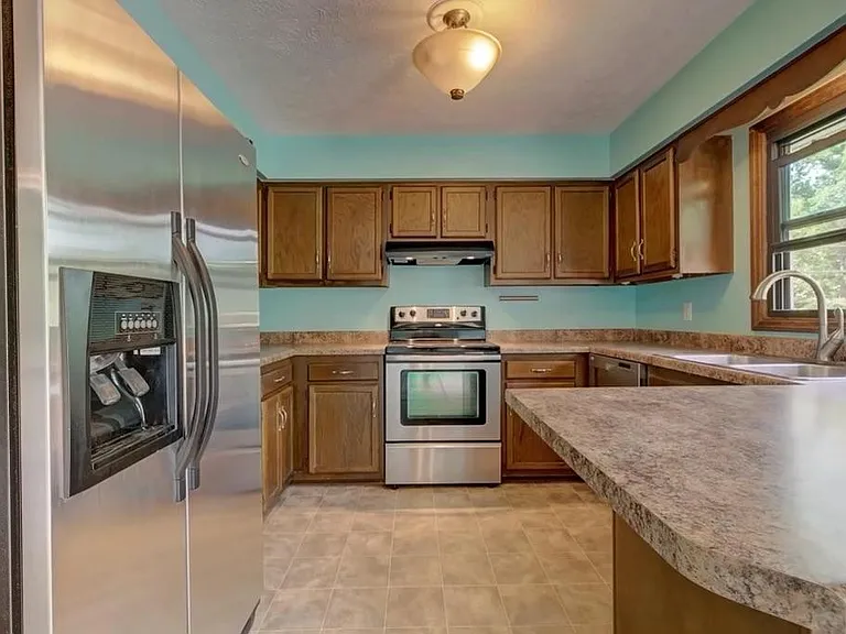 3405 N Stoneycrest Rd — Photo 7