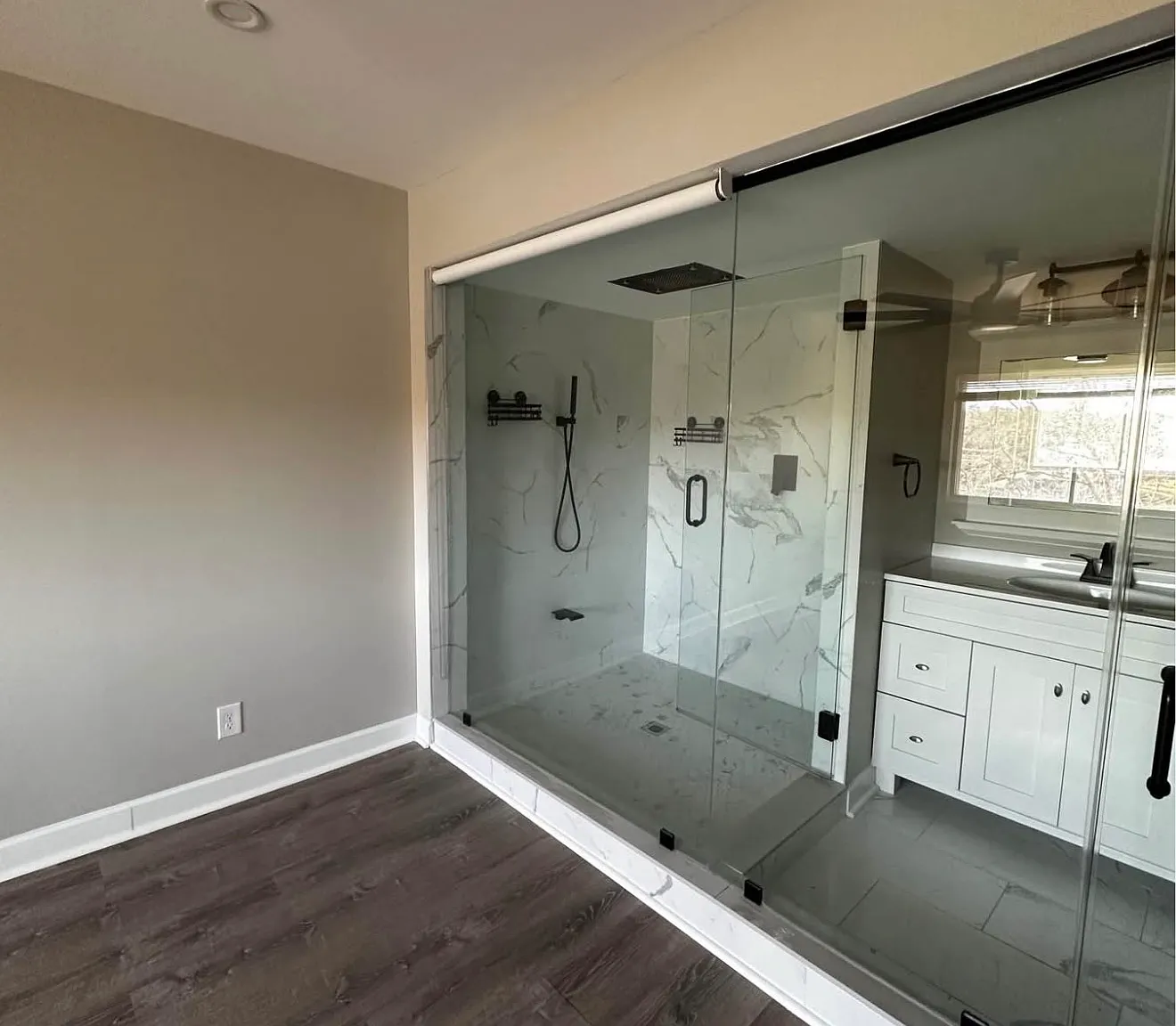 Lake Hickory Condos Unit 41 — Photo 1