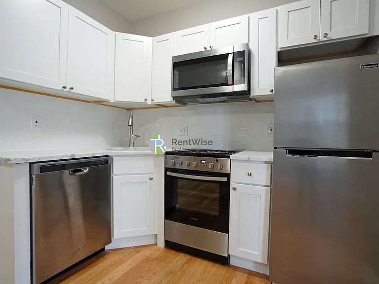 50 Park Vale Ave #24 — Photo 5