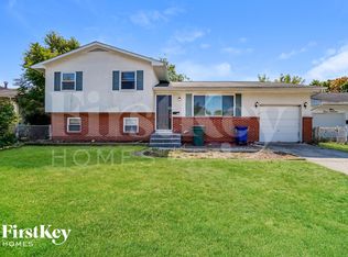 1225 Oakfield Dr N, Columbus, OH 43229