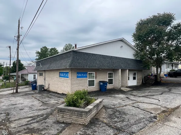 1702 & 1704 24th St, Bedford, IN 47421