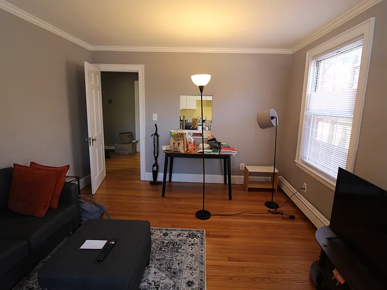 350 Harvard St #2 — Photo 2