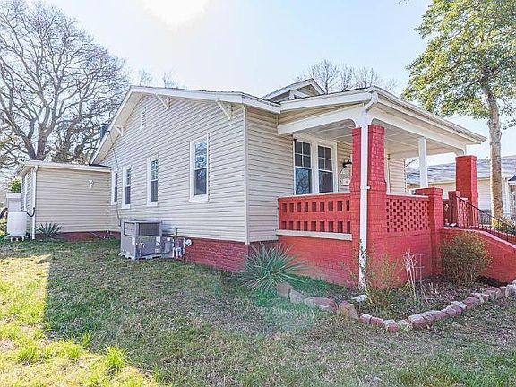 3rd image of 1701 Rogers St