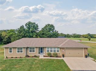 7608 S Arnett Rd, Grain Valley, MO 64029