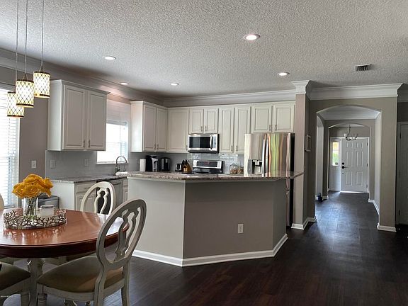 2nd image of 977 Mineral Creek Dr