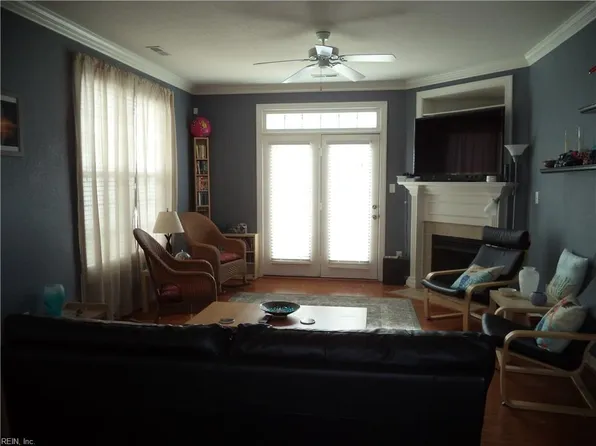 1332 Myrica Pl, Virginia Beach, VA 23454