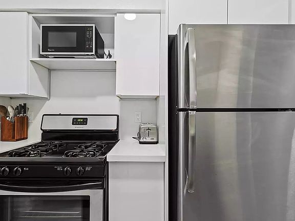 4th image of 7315 Carlyle Ave APT 2