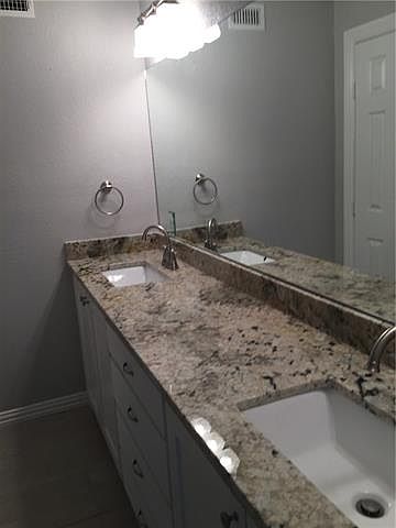 2nd image of 4536 Calmont Ave