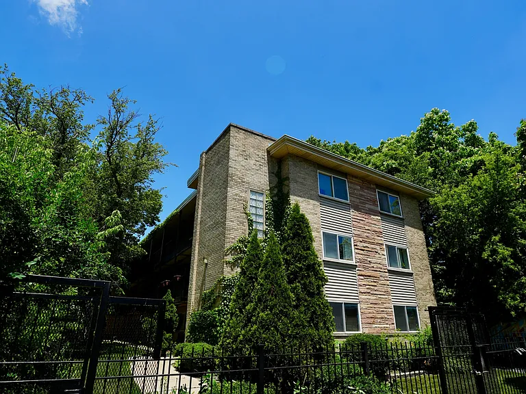 1404 W Estes Ave #2A — Photo 14
