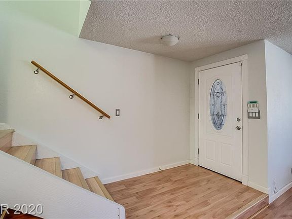 4th image of 2446 Paradise Village Way