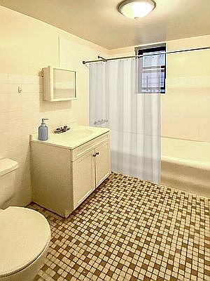 4th image of 32-48 30th St #1M