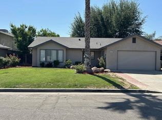 6095 N Carica Ave, Fresno, CA 93722