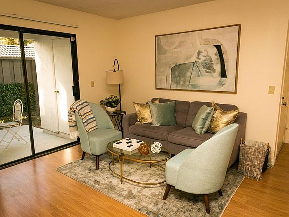 3rd image of 1055 N Capitol Ave APT 63