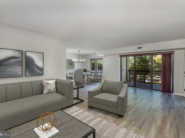 307 Yoakum Pkwy APT 224, Alexandria, VA 22304