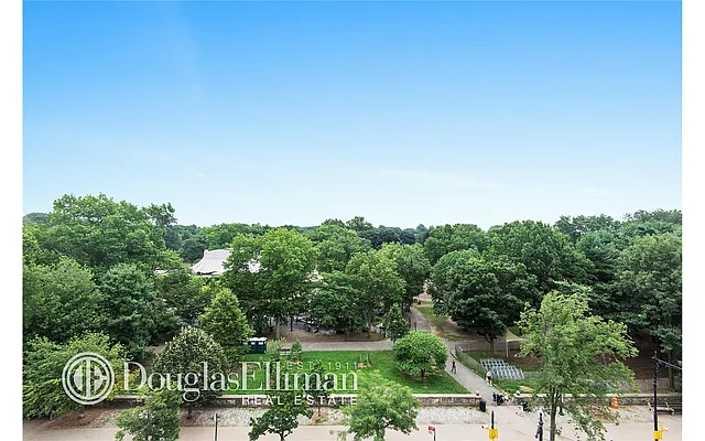 Sold by Douglas Elliman | media 20
