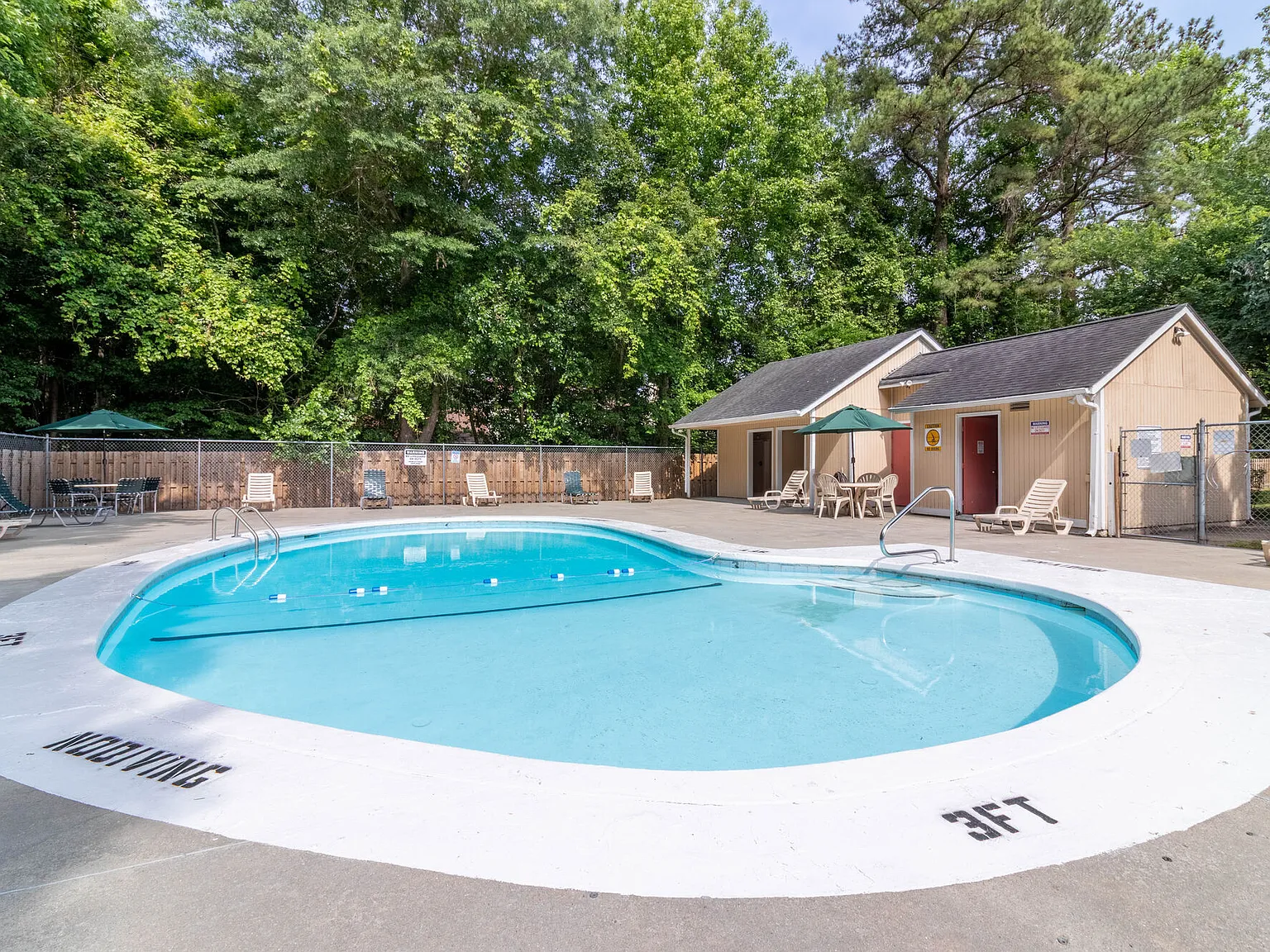 Southgate Manor Apartments — Photo 4