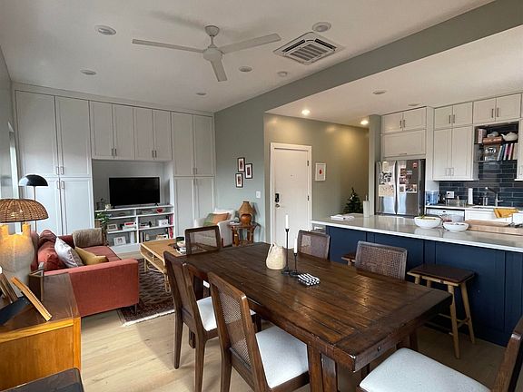 2nd image of 354 Grove St APT 4A