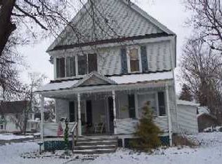 16 Cherry St, Perry, NY 14530