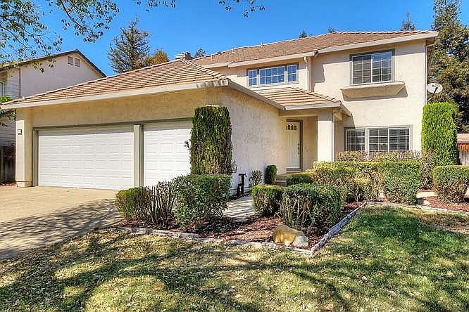 1st image of 775 Larkspur Dr