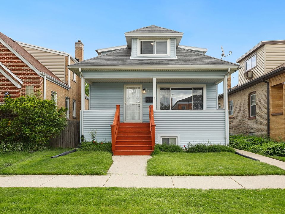 1st image of 2215 N 75th Ct