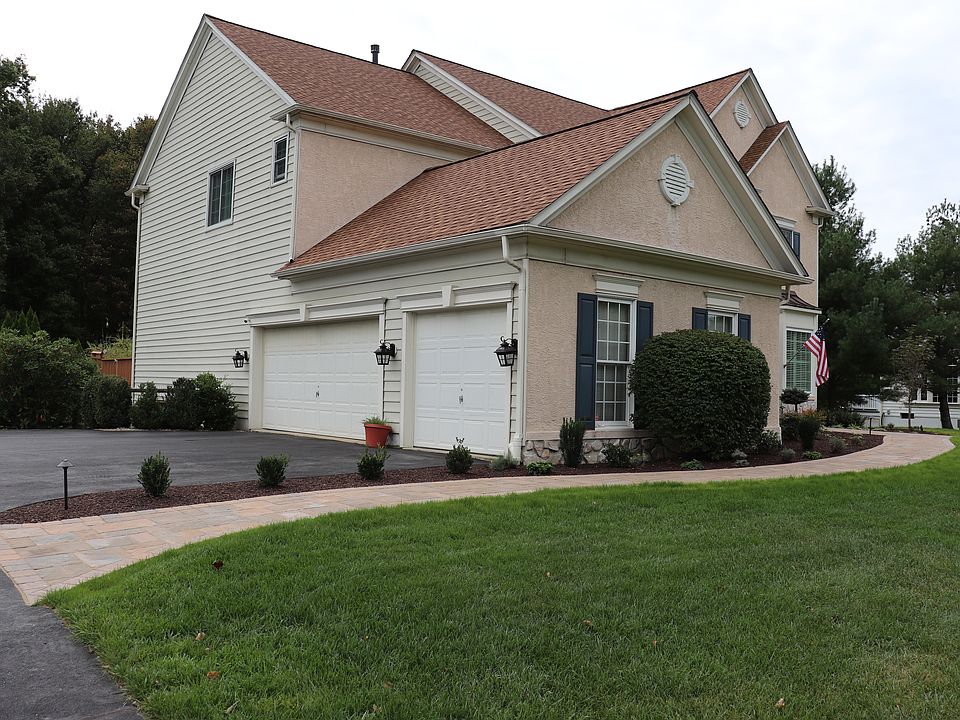 2nd image of 21 Maple Ln