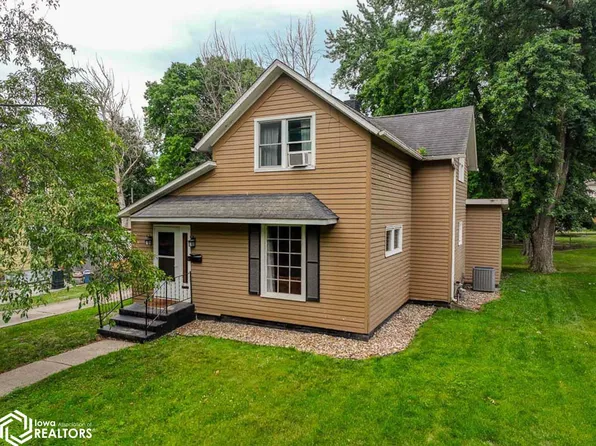 1016 High Ave E, Oskaloosa, IA 52577