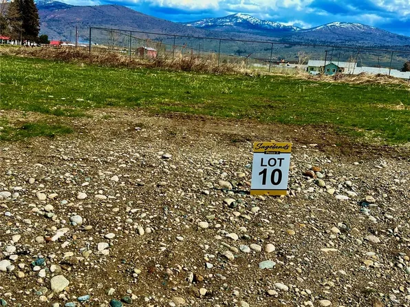 706 Petra Court, Omak, WA 98841