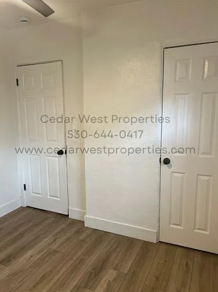 887 Reservoir St — Photo 12