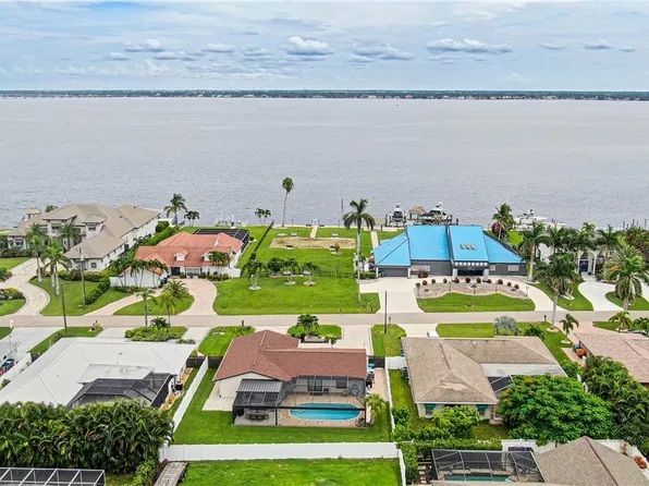 3514 SE 22nd Pl, Cape Coral, FL 33904