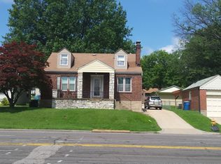 9425 Mackenzie Rd, Saint Louis, MO 63123