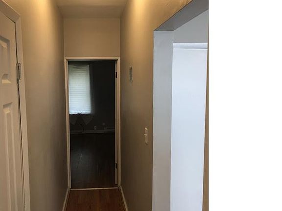 3rd image of 7802 S Paulina St