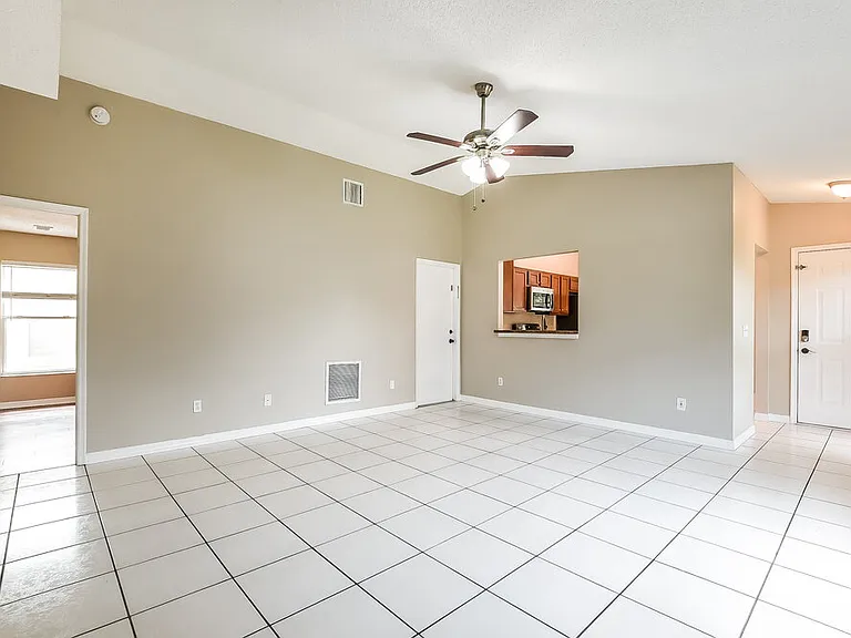 145 Burnsed Pl — Photo 4