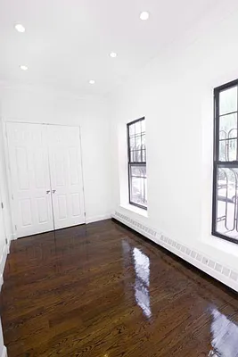 Rented by Jonis Realty | media 22