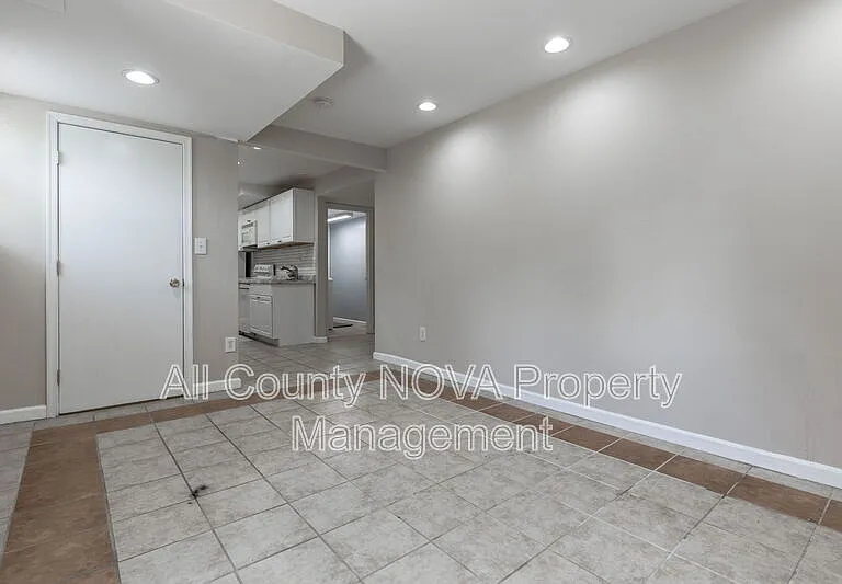 4141 21st Rd N #B — Photo 18