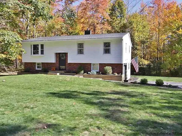 36 Arnold Drive, Woodstock, NY 12498