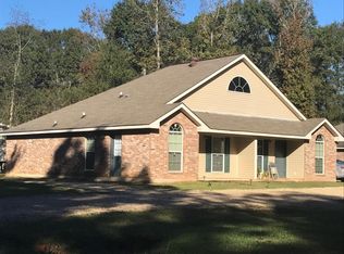 42653 Edgewater Ln #B, Hammond, LA 70403