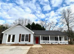 892 Stonemill Mnr, Lithonia, GA 30058