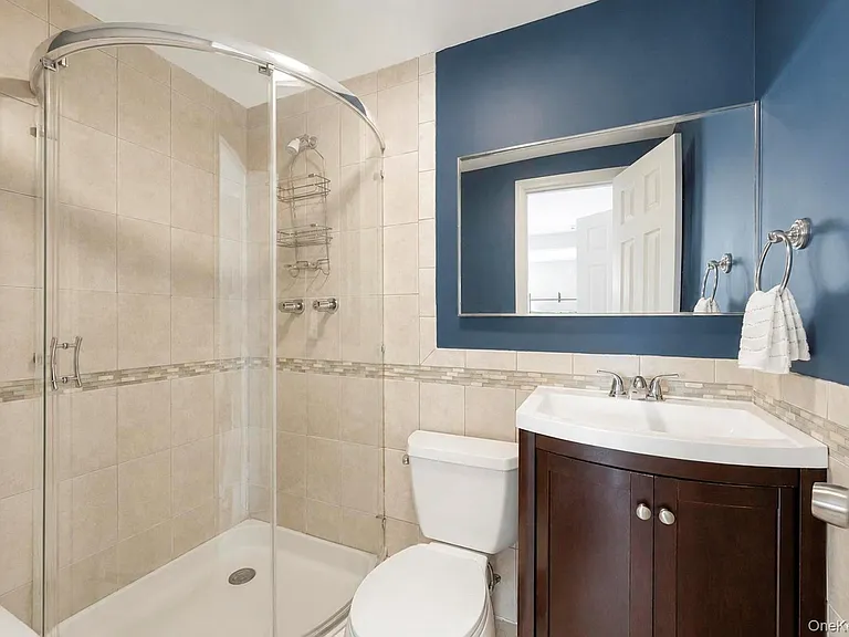 308 Bedell St — Photo 16
