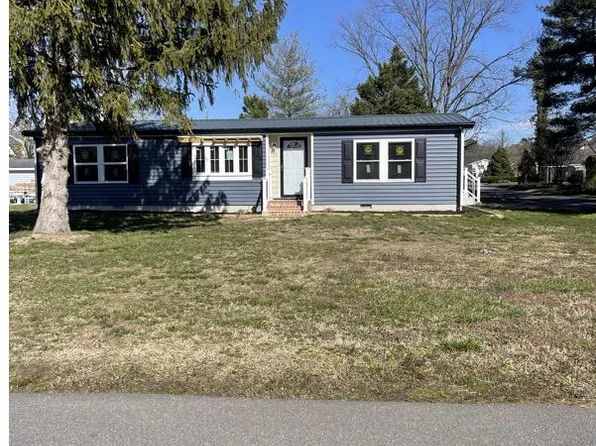 319 S 4th St, Denton, MD 21629