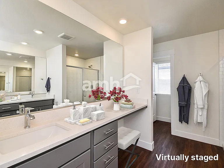 7618 Mardale Ln — Photo 15