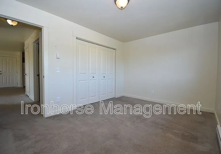 807 W Villard St #21 — Photo 21