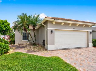 212 SW Coconut Key Way, Port Saint Lucie, FL 34986