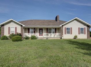 6767 N Farm Road 223, Strafford, MO 65757