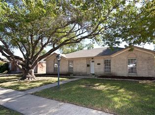 830 Seafoam Rd, Houston, TX 77062