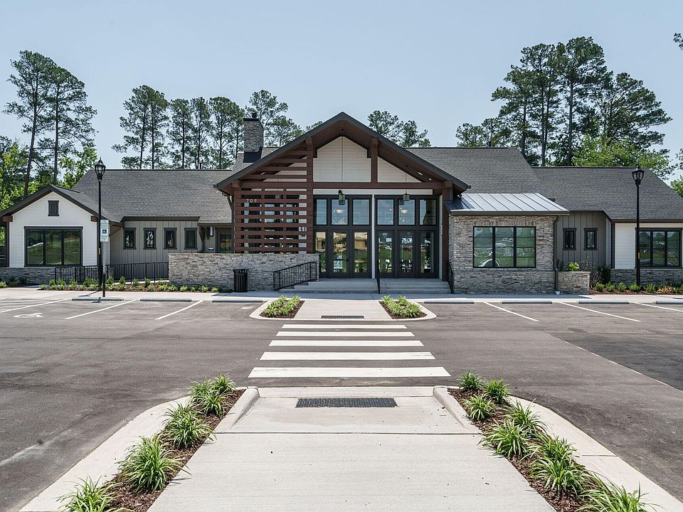 2nd image of 509 Still Willow Ln