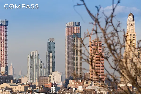 Sold by Compass | media 17