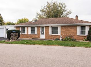 8930 Metropolitan Hts, Dubuque, IA 52003